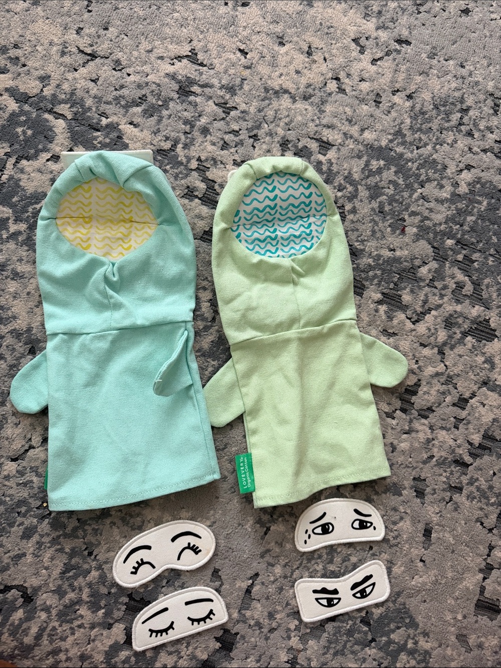 Lovevery Storytelling Puppet Set With Changing Emotion Eyes